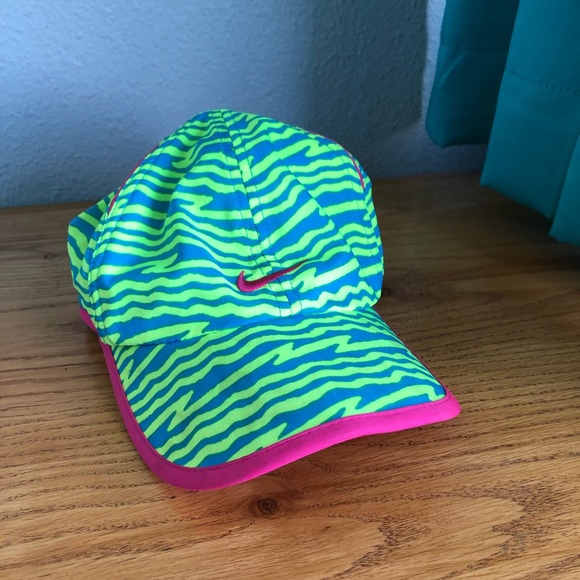 Nike Accessories - NIKE Hat